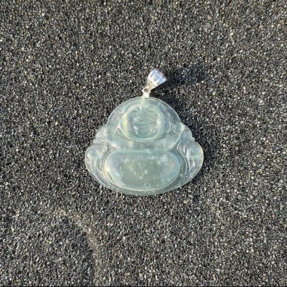 Natural jade Buddha Pendant in sterling silver 3.43 grams - Picture 1 of 3